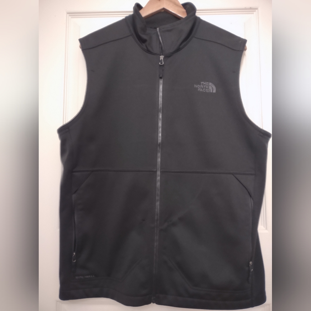 The North Face Black Windwall Vest Large